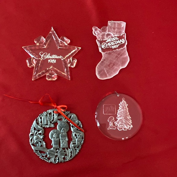 Bundle of 4 dated Holiday Tree Ornaments. - Picture 1 of 11